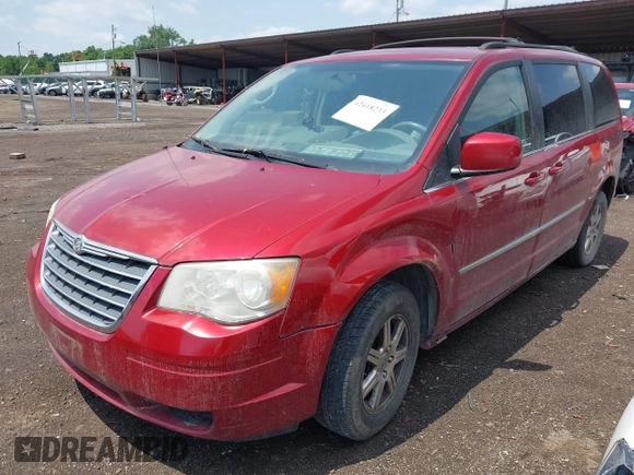 2010 Chrysler Town & Country Touring z VIN 2A4RR5D17AR109036, wystawiony jako IAAI lot #42418233 z przebiegiem 268 578 mil mil oraz . Historia ofert i sprzedaży dostępna na DreamBid. Obrazek 2.