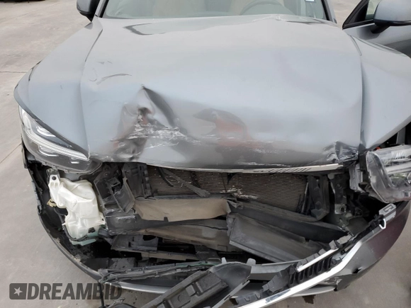 2019 Volvo XC40 Momentum z VIN YV4162UK3K2150716, wystawiony jako Copart lot #68485392 z przebiegiem 44 253 mil mil oraz . Historia ofert i sprzedaży dostępna na DreamBid. Obrazek 13.