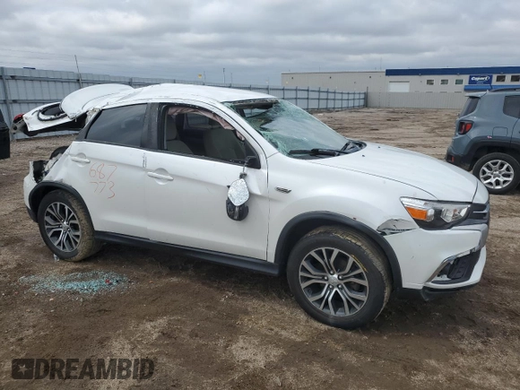 2018 Mitsubishi Outlander ES z VIN JA4AR3AU1JZ019712, wystawiony jako Copart lot #54940985 z przebiegiem 77 778 mil mil oraz Szkoda całkowita • Salvage title. Historia ofert i sprzedaży dostępna na DreamBid. Obrazek 4.