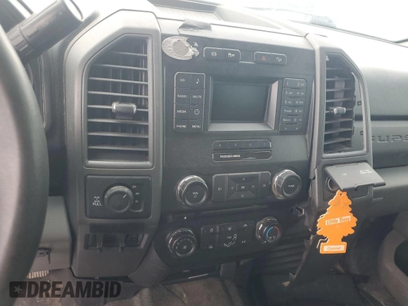 2017 Ford F-250 Lariat z VIN 1FT7W2BT0HEE35034, wystawiony jako IAAI lot #42866896 z przebiegiem 169 071 mil mil oraz . Historia ofert i sprzedaży dostępna na DreamBid. Obrazek 5.