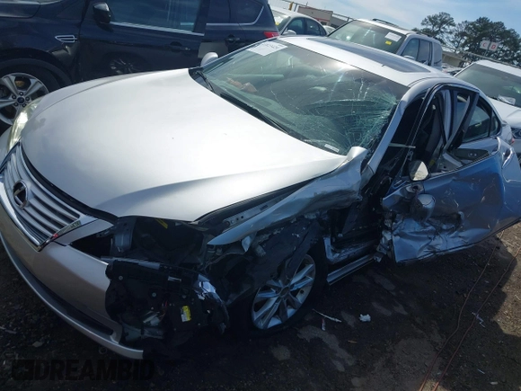 2010 Lexus ES with VIN JTHBK1EG1A2401432, listed as a IAAI auction lot 41823424 with Not Provided miles. Bid and sale history available at carsss.com. Image 16.