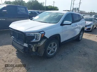 2024 GMC Terrain SLE z VIN 3GKALMEG3RL257313, wystawiony jako IAAI lot #42287772 z przebiegiem 34 062 mil mil oraz . Historia ofert i sprzedaży dostępna na DreamBid. Obrazek 2.