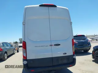 2020 Ford Transit Cargo z VIN 1FTBW3X89LKB72069, wystawiony jako IAAI lot #42623407 z przebiegiem 454 279 mil mil oraz . Historia ofert i sprzedaży dostępna na DreamBid. Obrazek 17.
