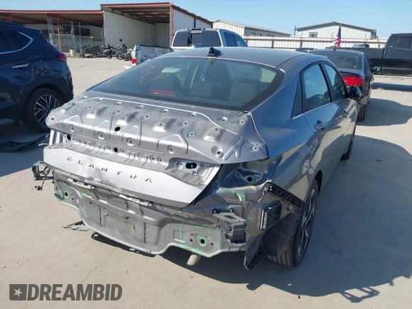 2022 Hyundai Elantra SEL z VIN KMHLN4AG5NU357557, wystawiony jako IAAI lot #41989654 z przebiegiem 56 010 mil mil oraz . Historia ofert i sprzedaży dostępna na DreamBid. Obrazek 4.