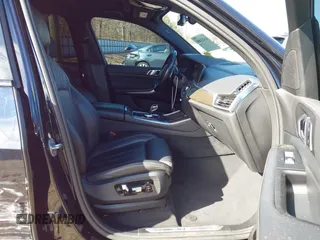 2022 BMW X5 sDrive40i with VIN 5UXCR4C02N9N07702, listed as a IAAI auction lot 41452480 with 52,275 mi miles. Bid and sale history available at carsss.com. Image 5.