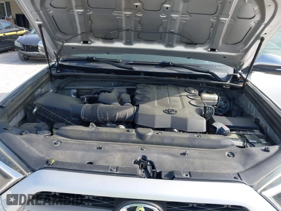 2014 Toyota 4Runner Limited with VIN JTEBU5JR9E5182133, listed as a IAAI auction lot 42081836 with 129,000 mi miles. Bid and sale history available at carsss.com. Image 10.