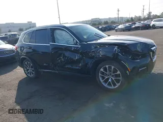 2022 BMW X5 sDrive40i with VIN 5UXCR4C02N9N19154, listed as a IAAI auction lot 41614568 with 1 mi miles. Bid and sale history available at carsss.com. Image 6.