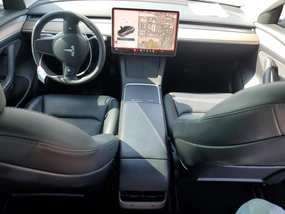 2021 Tesla Model 3 Long Range z VIN 5YJ3E1EB0MF005205, wystawiony jako Copart lot #63552954 z przebiegiem 24 691 mil mil oraz Szkoda całkowita • Salvage title. Historia ofert i sprzedaży dostępna na DreamBid. Obrazek 8.