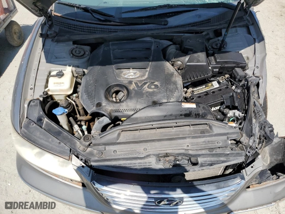 2009 Hyundai Azera Limited with VIN KMHFC46F09A364202, listed as a Copart auction lot 68546314 with 158,934 mi miles and Salvage Title. Bid and sale history available at carsss.com. Image 11.