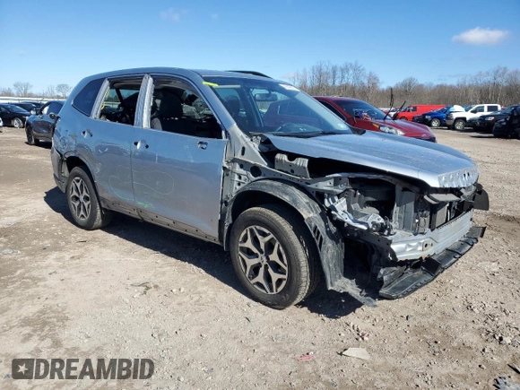 2020 Subaru Forester Premium with VIN JF2SKAJC7LH605724, listed as a Copart auction lot 49943995 with 36,495 mi miles and Salvage Title. Bid and sale history available at carsss.com. Image 4.