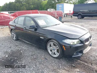 2014 BMW 5 Series 535i z VIN WBA5B1C57ED481679, wystawiony jako IAAI lot #42281517 z przebiegiem 182 070 mil mil oraz . Historia ofert i sprzedaży dostępna na DreamBid. Obrazek 1.