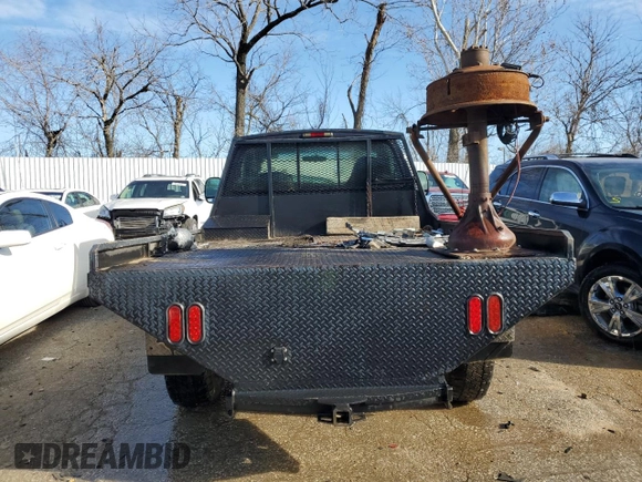 2000 Ford Super Duty F-250 XL with VIN 1FTNF21F6YEC44947, listed as a Copart auction lot 74384273 with 352,251 mi miles and Salvage Title. Bid and sale history available at carsss.com. Image 6.