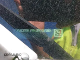 2016 Ford Escape SE z VIN 1FMCU0G79GUB36498, wystawiony jako IAAI lot #42216144 z przebiegiem 179 230 mil mil oraz . Historia ofert i sprzedaży dostępna na DreamBid. Obrazek 9.