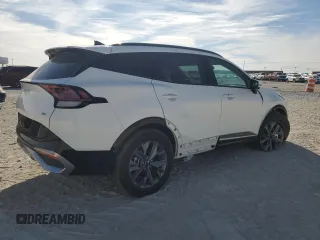 2025 Kia Sportage SX-Prestige with VIN KNDPXCDG1S7177587, listed as a Copart auction lot 42723205 with 6,704 mi miles and Salvage title. Bid and sale history available at DreamBid. Image 3.