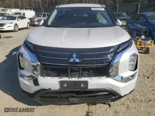 2024 Mitsubishi Outlander ES with VIN JA4J4UA8XRZ084173, listed as a Copart auction lot 83093394 with 772 mi miles and Salvage Title. Bid and sale history available at carsss.com. Image 5.
