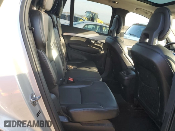 2016 Volvo XC90 Momentum with VIN YV4102XK7G1081944, listed as a Copart auction lot 84770344 with 183,548 mi miles and Clean Title. Bid and sale history available at carsss.com. Image 11.