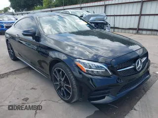 2019 Mercedes-Benz C 300 with VIN WDDWJ8DBXKF827124, listed as a IAAI auction lot 42391477 with 72,546 mi miles and . Bid and sale history available at DreamBid. Image 1.