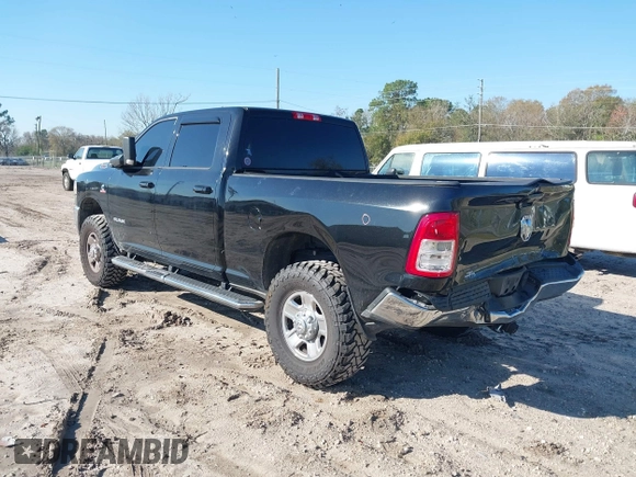 2020 Ram 2500 Big Horn with VIN 3C6UR5DL3LG159756, listed as a IAAI auction lot 41672866 with 89,417 mi miles and . Bid and sale history available at DreamBid. Image 3.