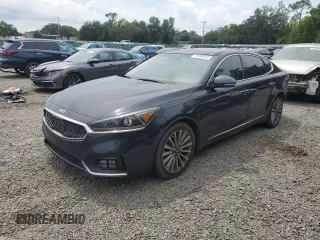 2017 Kia Cadenza Technology with VIN KNALC4J1XH5083340, listed as a Copart auction lot 71454514 with 133,901 mi miles and Salvage Title. Bid and sale history available at carsss.com. Image 1.