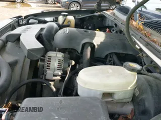 2003 Chevrolet Avalanche с VIN 3GNEC13T23G167220, выставлен на аукционе IAAI как лот 42796813 с пробегом 195 653 миль миль и . История ставок и продаж доступна на DreamBid. Изображение 12.