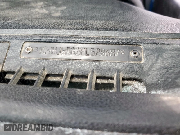 2015 Jeep Wrangler Unlimited Sport с VIN 1C4HJWDG2FL528687, выставлен на аукционе Copart как лот 59174625 с пробегом 87 285 миль миль и На запчасти • Non repairable. История ставок и продаж доступна на DreamBid. Изображение 13.