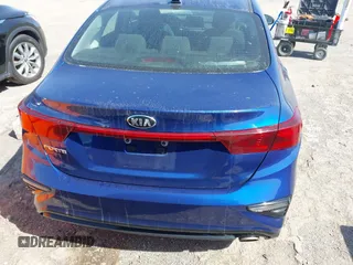 2019 Kia Forte LXS z VIN 3KPF24AD7KE133295, wystawiony jako IAAI lot #41956903 z przebiegiem 127 344 mil mil oraz . Historia ofert i sprzedaży dostępna na DreamBid. Obrazek 16.