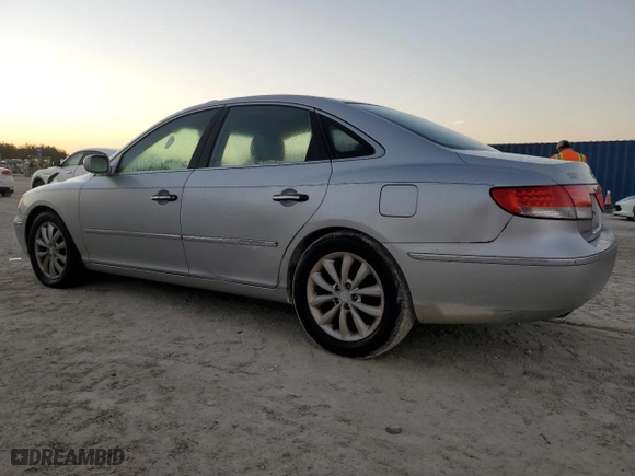 2006 Hyundai Azera SE with VIN KMHFC46F56A083928, listed as a Copart auction lot 77825994 with 88,461 mi miles and Clean Title. Bid and sale history available at carsss.com. Image 2.