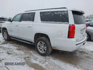 2019 Chevrolet Suburban LT with VIN 1GNSCHKC6KR200750, listed as a IAAI auction lot 41571058 with 38,819 mi miles. Bid and sale history available at carsss.com. Image 3.