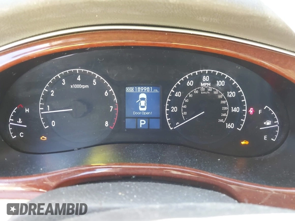 2012 Hyundai Genesis 3.8L z VIN KMHGC4DD1CU158141, wystawiony jako IAAI lot #41701051 z przebiegiem 189 981 mil mil oraz . Historia ofert i sprzedaży dostępna na DreamBid. Obrazek 7.