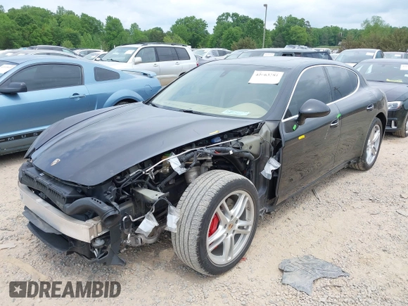 2013 Porsche Panamera 4S z VIN WP0AB2A71DL061108, wystawiony jako IAAI lot #42063281 z przebiegiem 90 100 mil mil oraz . Historia ofert i sprzedaży dostępna na DreamBid. Obrazek 18.