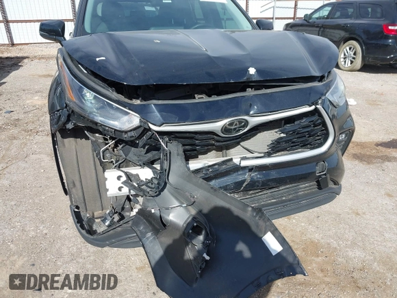2023 Toyota Highlander L z VIN 5TDKDRBH8PS039060, wystawiony jako IAAI lot #41794375 z przebiegiem 47 745 mil mil oraz . Historia ofert i sprzedaży dostępna na DreamBid. Obrazek 6.