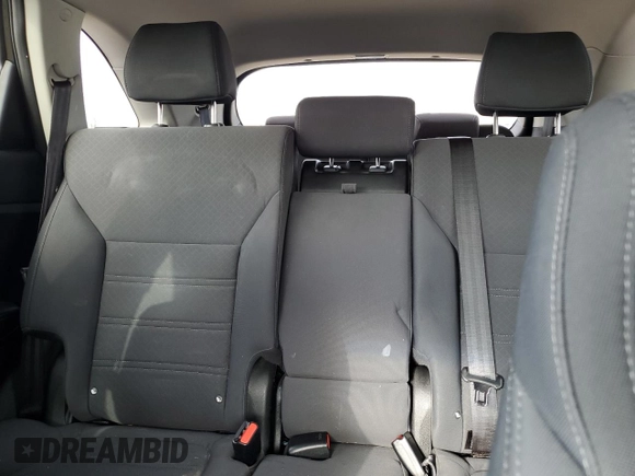 2016 Kia Sorento LX with VIN 5XYPGDA3XGG057840, listed as a Copart auction lot 41378625 with 106,225 mi miles and Salvage Title. Bid and sale history available at carsss.com. Image 10.