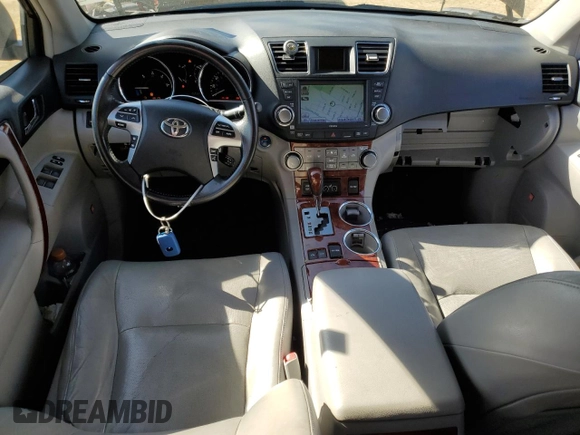 2011 Toyota Highlander Hybrid Limited with VIN JTEDC3EH2B2001565, listed as a Copart auction lot 46918695 with 152,304 mi miles and Salvage Title. Bid and sale history available at carsss.com. Image 8.