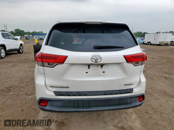 2018 Toyota Highlander LE с VIN 5TDZARFH9JS033583, выставлен на аукционе Copart как лот 58252625 с пробегом 155 179 миль миль и Списание • Salvage title. История ставок и продаж доступна на DreamBid. Изображение 6.
