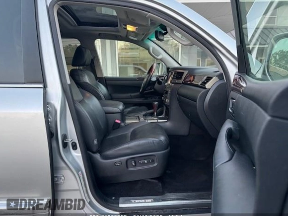 2013 Lexus LX 570 with VIN JTJHY7AX8D4089490, listed as a IAAI auction lot 41368252 with 203,267 mi miles and . Bid and sale history available at DreamBid. Image 5.