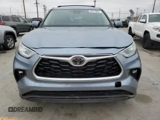 2022 Toyota Highlander LE z VIN 5TDZZRAH7NS101157, wystawiony jako Copart lot #58415605 z przebiegiem 29 941 mil mil oraz Szkoda całkowita • Salvage title. Historia ofert i sprzedaży dostępna na DreamBid. Obrazek 5.