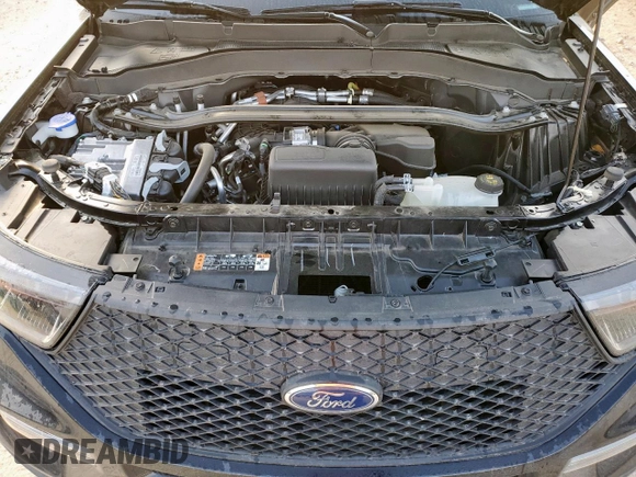 2025 Ford Police Interceptor Utility z VIN 1FM5K8AB7SGA28608, wystawiony jako Copart lot #57248625 z przebiegiem 5940 mil mil oraz Szkody całkowita. Historia ofert i sprzedaży dostępna na DreamBid. Obrazek 11.