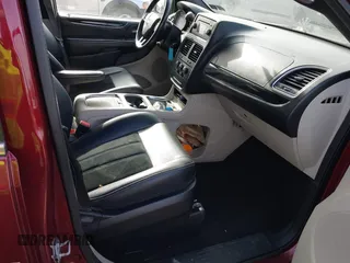 2017 Dodge Grand Caravan SXT with VIN 2C4RDGCGXHR624452, listed as a IAAI auction lot 41624033 with 98,912 mi miles and . Bid and sale history available at DreamBid. Image 5.