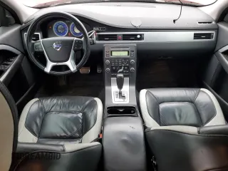 2010 Volvo V70 with VIN YV1960BW6A1120611, listed as a Copart auction lot 64868155 with 175,192 mi miles and Salvage title. Bid and sale history available at DreamBid. Image 8.