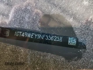 2022 GMC Sierra 3500HD Denali z VIN 1GT49WEY5NF336238, wystawiony jako Copart lot #68034144 z przebiegiem Nie podano mil oraz Szkoda całkowita • Salvage title. Historia ofert i sprzedaży dostępna na DreamBid. Obrazek 12.