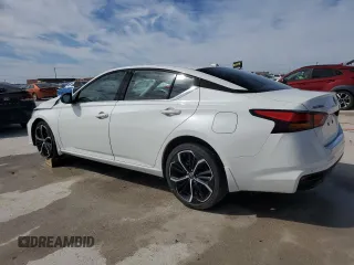 2023 Nissan Altima SR z VIN 1N4BL4CV9PN389352, wystawiony jako Copart lot #49102345 z przebiegiem 42 227 mil mil oraz Czysty tytuł • Clean title. Historia ofert i sprzedaży dostępna na DreamBid. Obrazek 2.