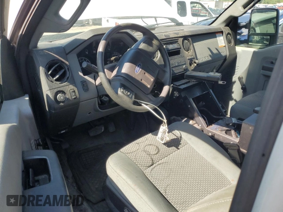 2011 Ford F-250 XL with VIN 1FT7W2B66BEC07685, listed as a Copart auction lot 62427355 with 380,014 mi miles and Clean title. Bid and sale history available at DreamBid. Image 8.