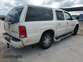 2005 Cadillac Escalade ESV z VIN 3GYFK66N95G204884, wystawiony jako Copart lot #46892595 z przebiegiem Nie podano mil oraz Szkody całkowita. Historia ofert i sprzedaży dostępna na DreamBid. Obrazek 3.