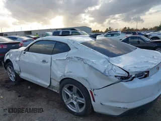 2019 Chevrolet Camaro 1LS with VIN 1G1FB1RX4K0158377, listed as a IAAI auction lot 41113026 with 29,927 mi miles and . Bid and sale history available at carsss.com. Image 13.