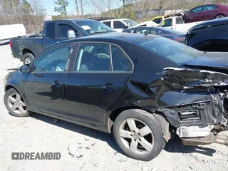 2008 Volkswagen Jetta Sedan S with VIN 3VWJM71K48M198718, listed as a IAAI auction lot 41848321 with 236,400 mi miles. Bid and sale history available at carsss.com. Image 14.