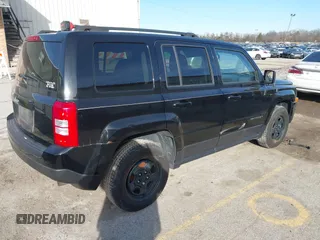 2017 Jeep Patriot Sport with VIN 1C4NJPBA7HD118388, listed as a IAAI auction lot 41538977 with 81,920 mi miles. Bid and sale history available at carsss.com. Image 4.