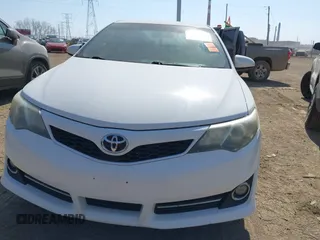 2013 Toyota Camry L with VIN 4T1BF1FK4DU274253, listed as a IAAI auction lot 41801084 with 159,913 mi miles. Bid and sale history available at carsss.com. Image 12.