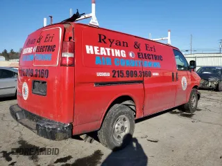 2016 GMC Savana Cargo Van with VIN 1GTW7AFF8G1257712, listed as a Copart auction lot 41752885 with 83,630 mi miles and Salvage Title. Bid and sale history available at carsss.com. Image 3.
