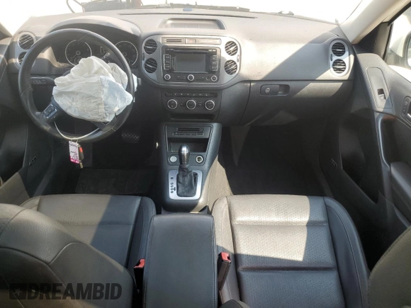2015 Volkswagen Tiguan SEL with VIN WVGAV7AX3FW514081, listed as a Copart auction lot 59206245 with 121,166 mi miles and Salvage title. Bid and sale history available at DreamBid. Image 8.