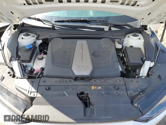 2022 Kia EV6 Wind with VIN KNDC34LA7N5036746, listed as a Copart auction lot 73746144 with 0 mi miles and Non Repairable. Bid and sale history available at carsss.com. Image 12.